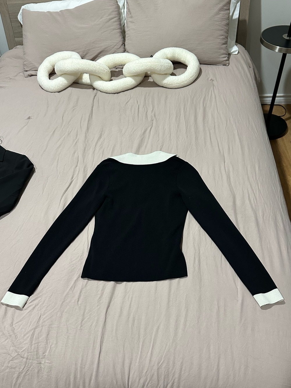 Ribbed knit Black V-Neck Sweater with Cream Collar & Cuffs - Picture 2 of 3